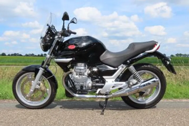 Moto Guzzi 750 breva ie (2011)