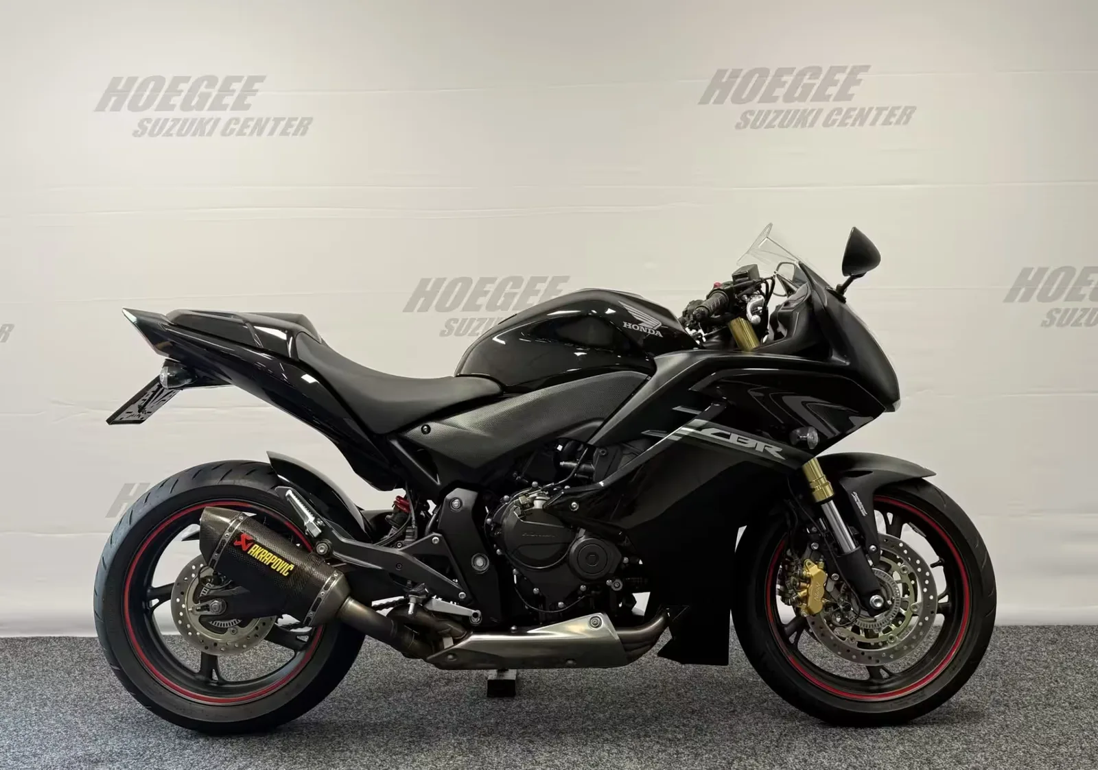 Honda CBR600F (2011) — foto 1