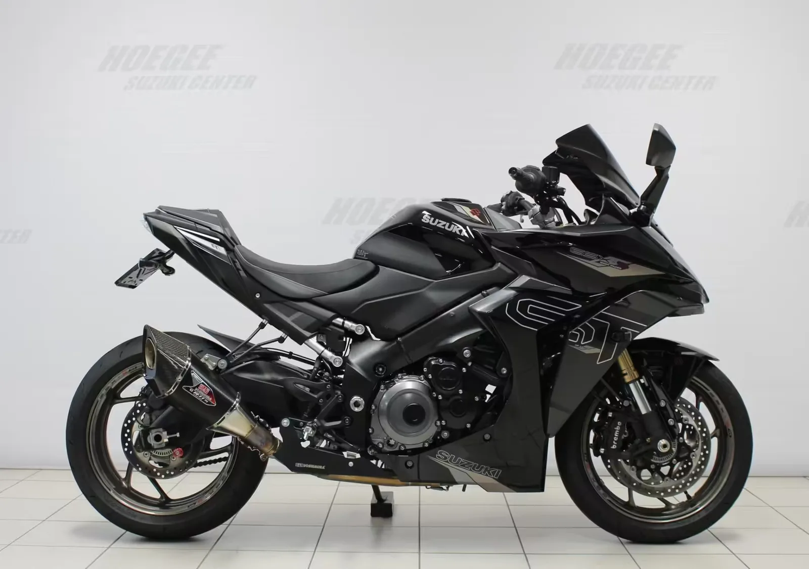 Suzuki GSX-S1000GT (2024) — foto 1