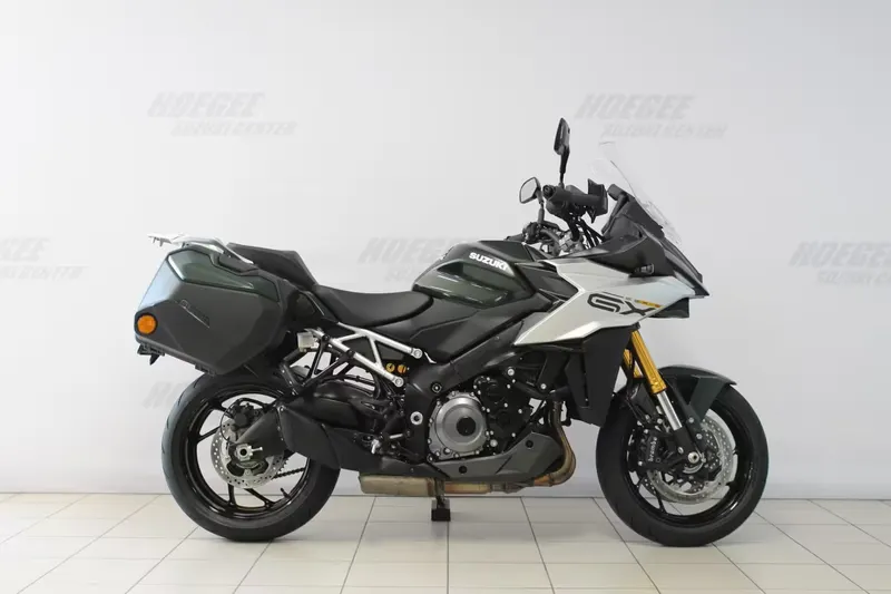 Suzuki Gsx S 1000 GX (2024)