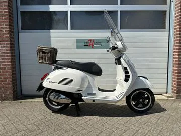 Piaggio GTS 300 IE (2017) — foto 1