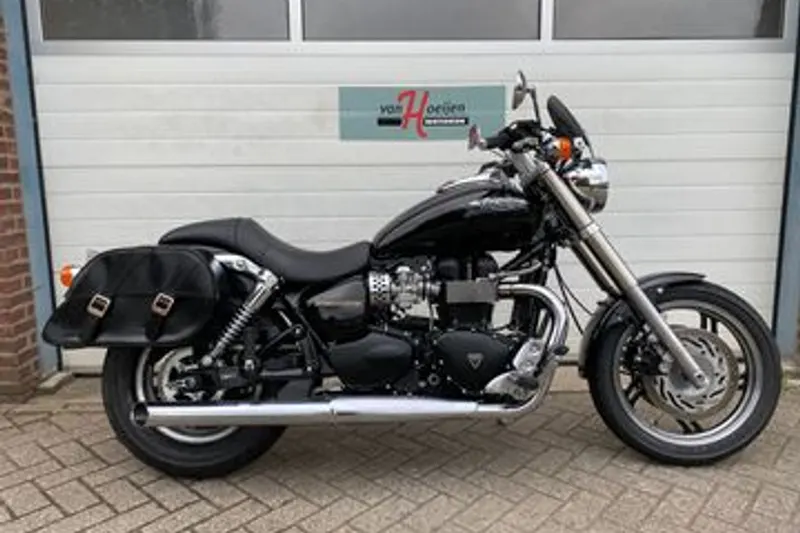 Triumph Speedmaster (2010)