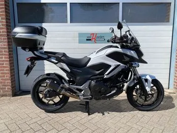 Honda NC750X (2014) — foto 1