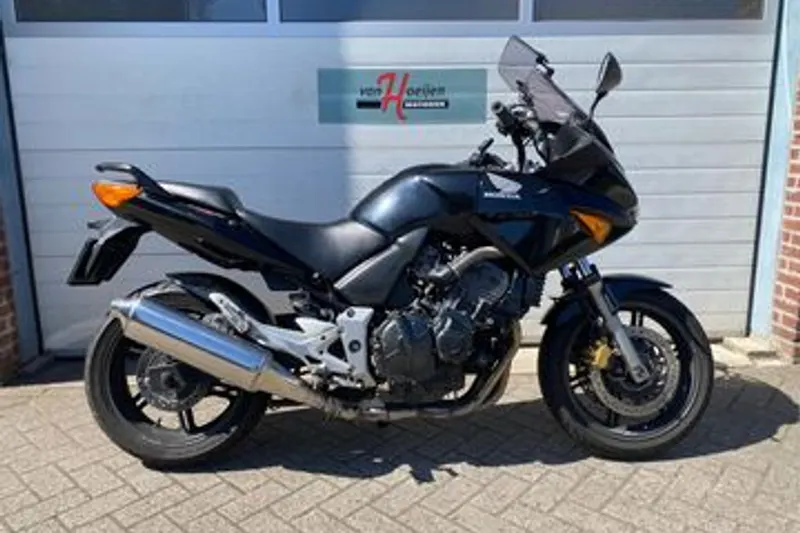 Honda CBF600 (2004)