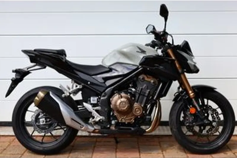Honda CB500FA (2022)