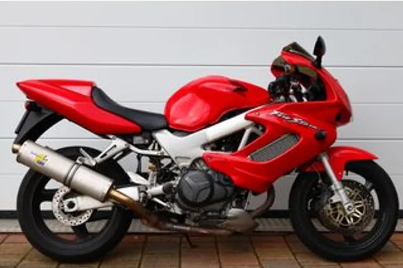 Honda VTR 1000 F (2002)