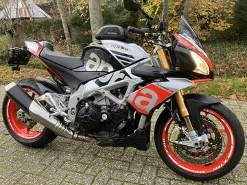 APRILIA TUONO V4 1100 FACTORY (2015) — foto 1