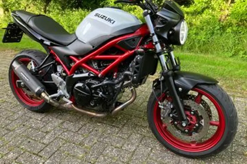 Suzuki SV 650 N (2022)