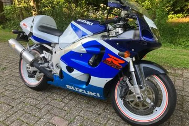 Suzuki GSX-R750 (1999)