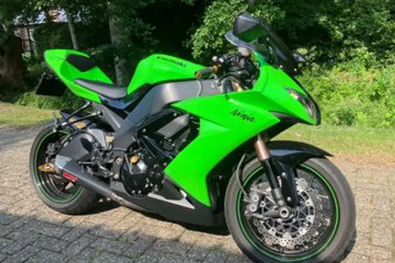 Kawasaki ZX 10R Ninja (2009)