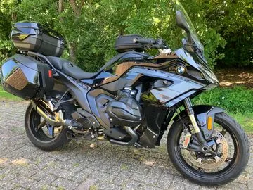 BMW R 1300 RS (2025) — foto 1