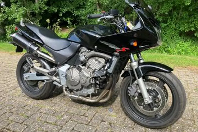 Honda CB 600 F Hornet (2002)