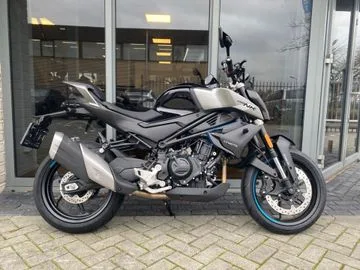 CFMoto 450NK (2026) — foto 1