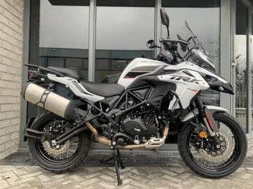 Benelli TRK 502 X (2025) — foto 1