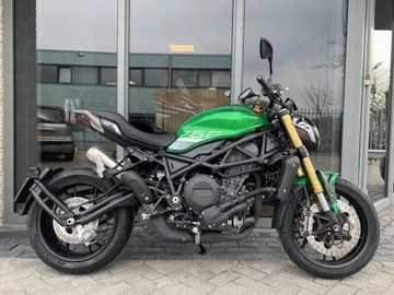 Benelli 752 S (2025) — foto 1