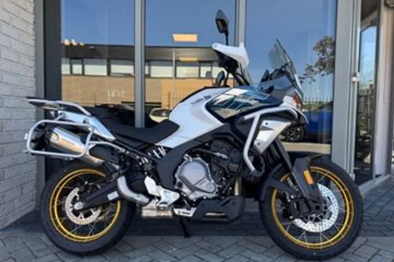 CFMoto 700 MT (2026)