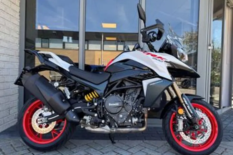 Benelli Stradale 902 (2026)