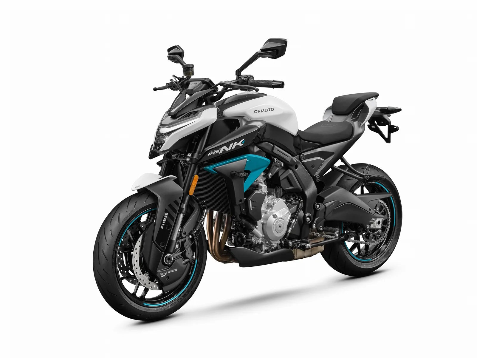 CFMoto 675NK (2026) — foto 1