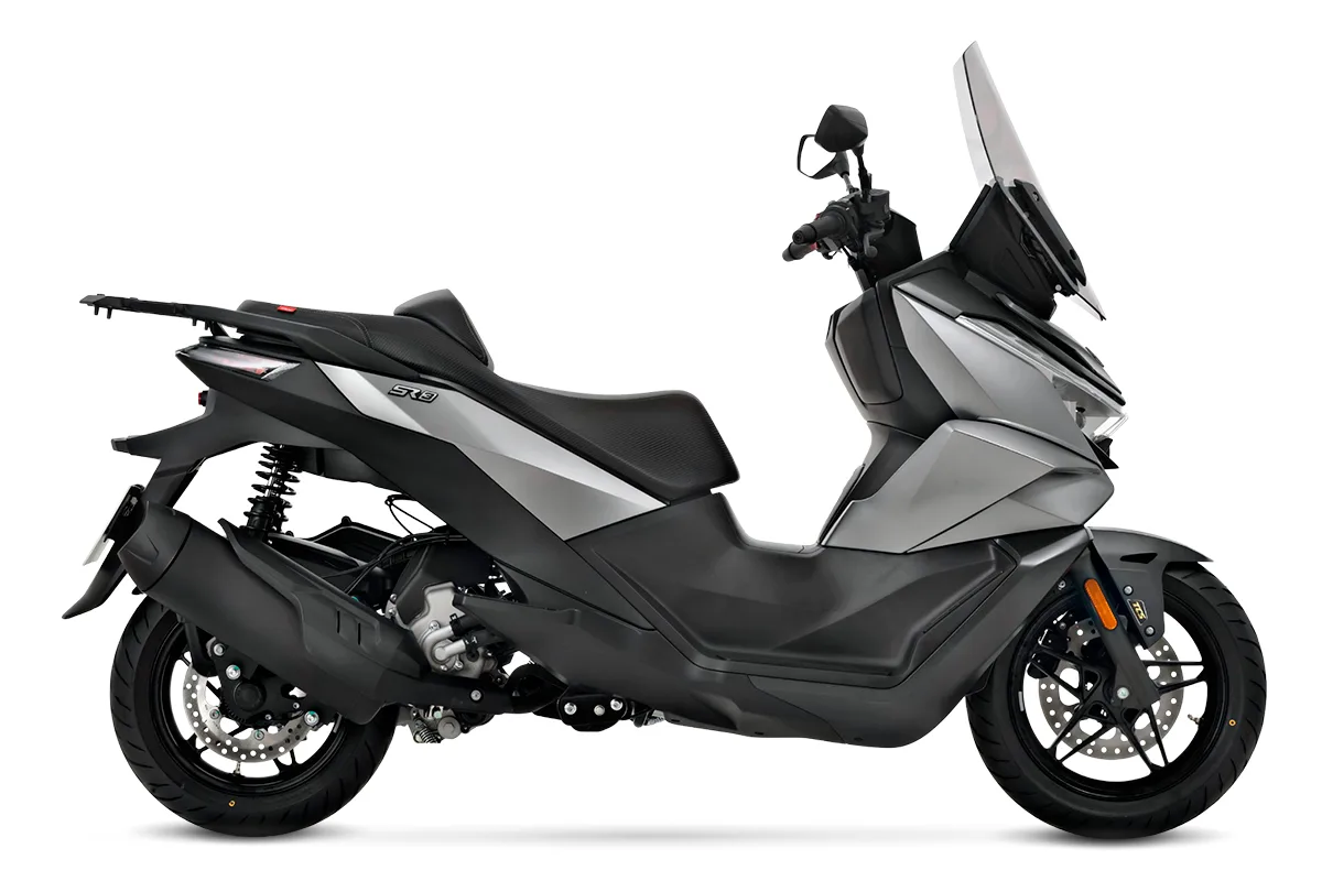 Voge SR3 GREY Yamaha XMAX 300 +Kymco Downtown 250 +De VOGE SR3 onderscheidt zich door een scherpere (2026) — foto 1