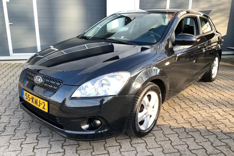 Kia Pro Cee'd (2010)