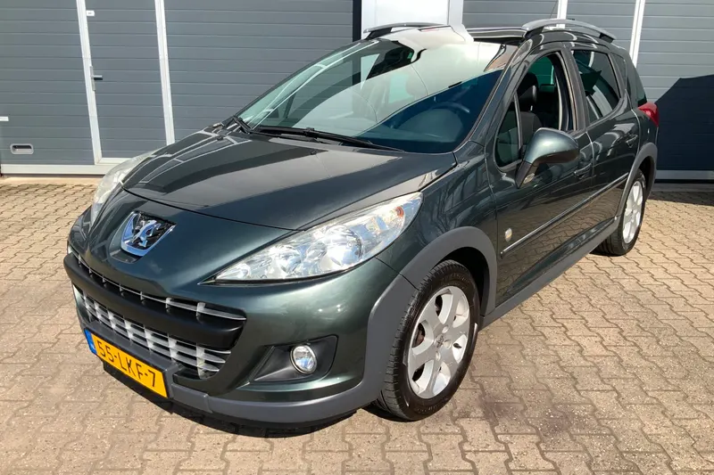 Peugeot 207 (2010)