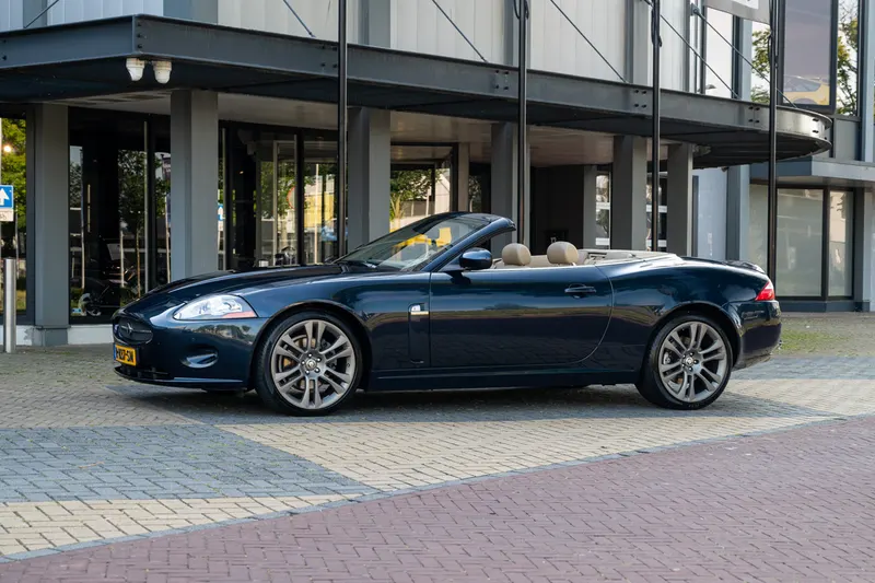 Jaguar XK (2006)
