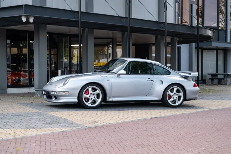 Porsche 911 (1995)