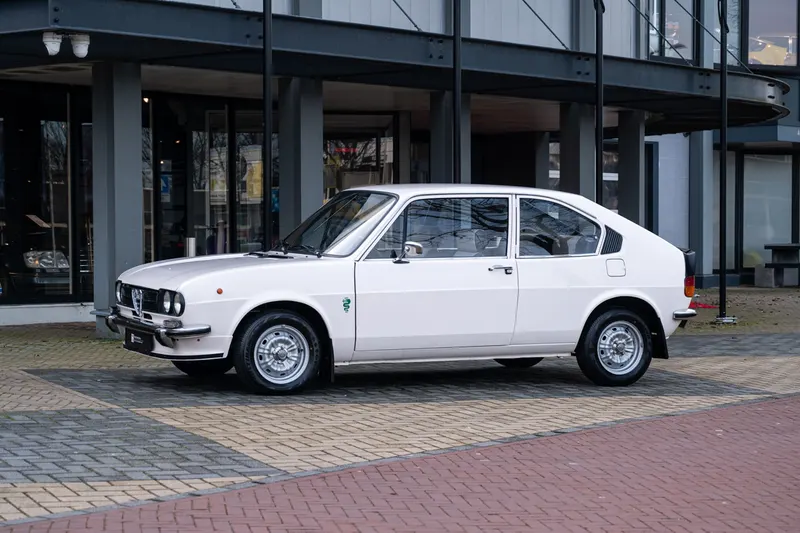 Alfa Romeo Alfasud (1974)
