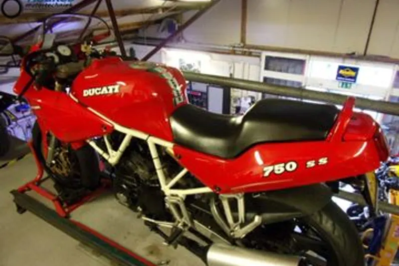 DUCATI 750 SSN (1992)