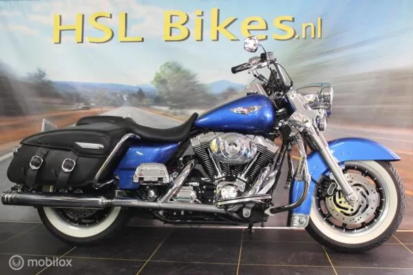Harley-Davidson 88 FLHRI Road King Classic (2004) — foto 1