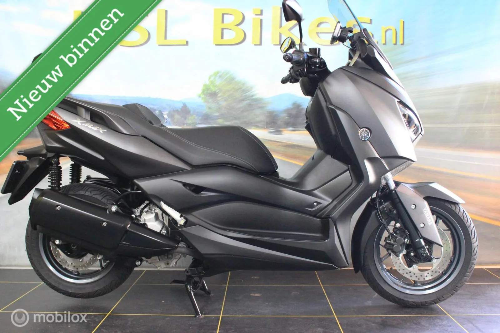 Yamaha X-MAX 300 (2022) — foto 1