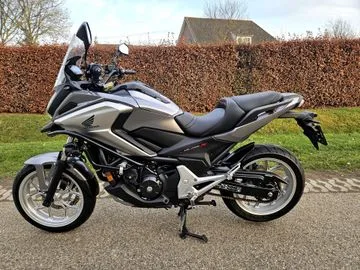 Honda NC 750 X DCT (2016) — foto 1