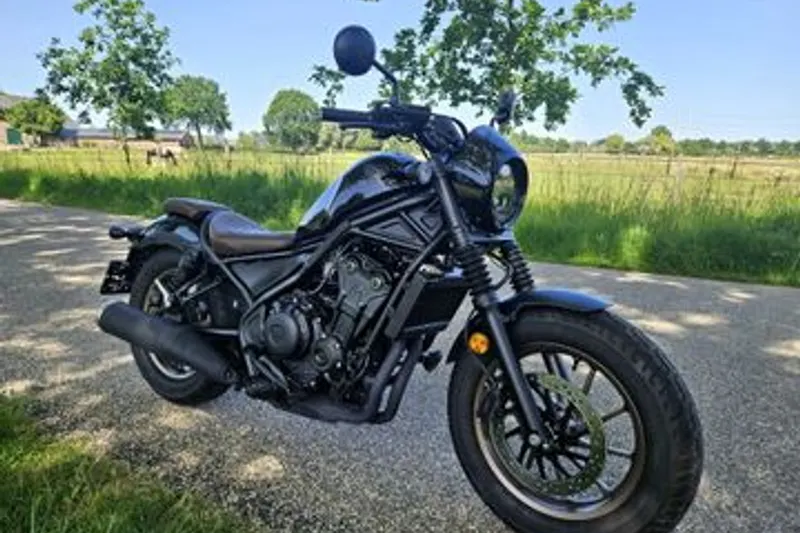 Honda CMX 500 Rebel (2024)