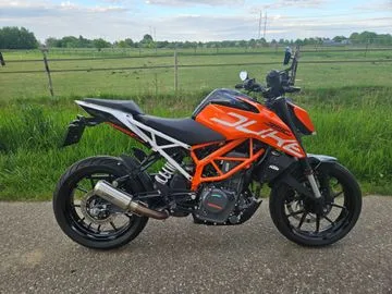 KTM 390 Duke (2019) — foto 1