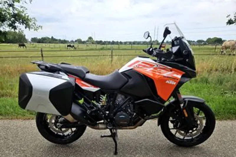 KTM 1290 Super Adventure (2017)