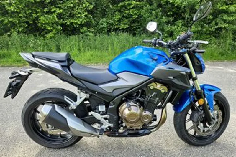 Honda CB500F (2021)