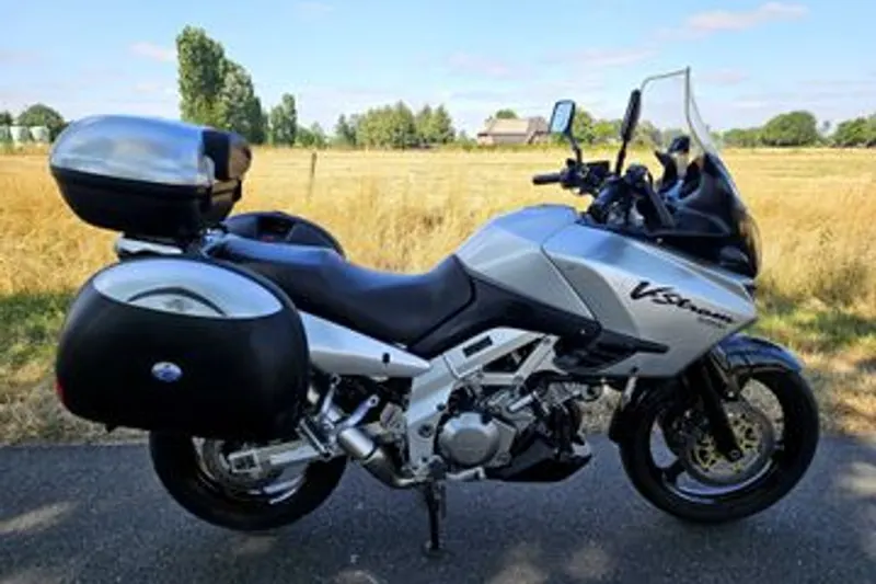 Suzuki V-Strom (2003)