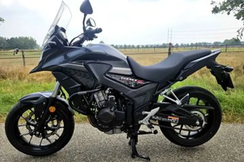 Honda CB500X (2019)