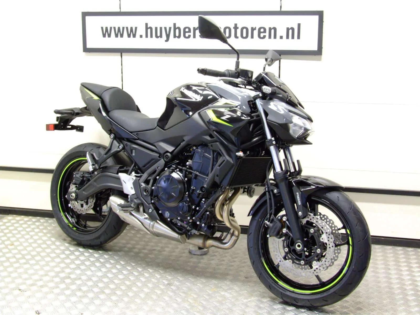 Kawasaki Z650 (2026) — foto 1