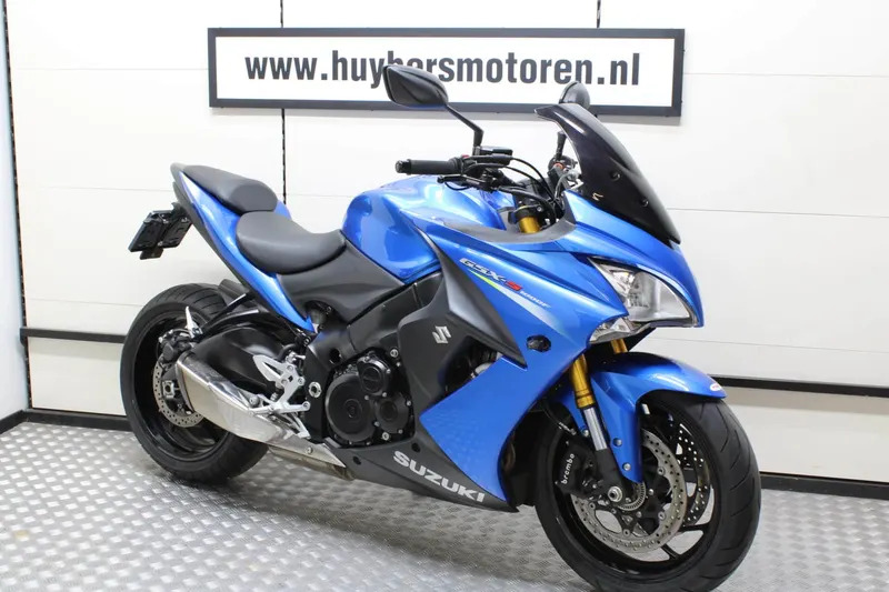 Suzuki GSX S 1000F (2016)