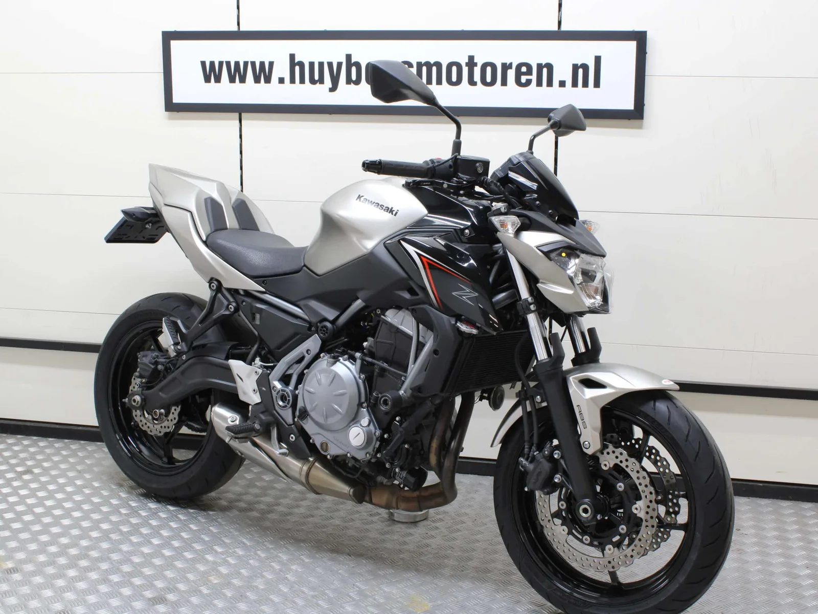Kawasaki Z650 (2018) — foto 1