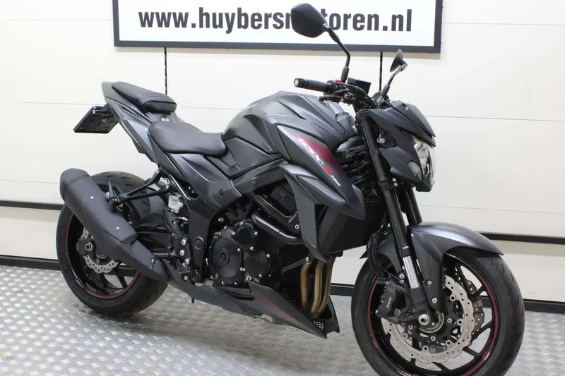 Suzuki GSX-S750 (2017)