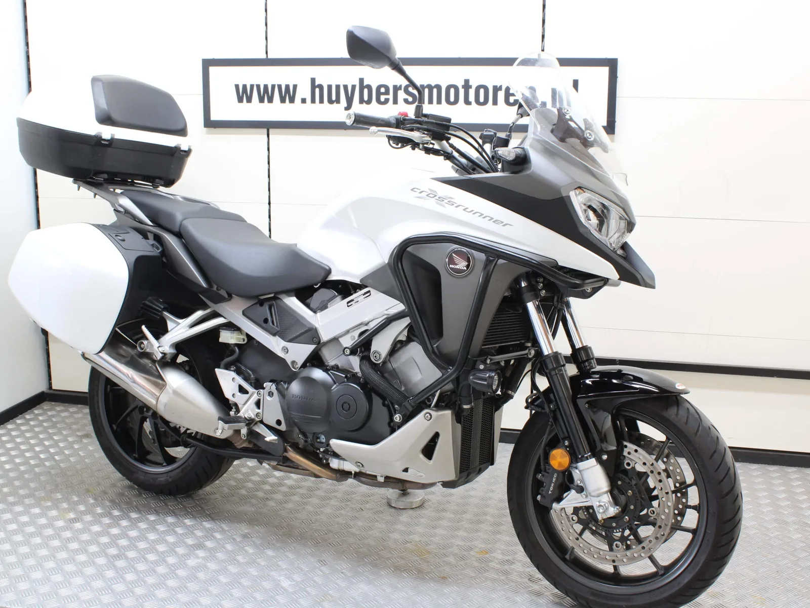Honda VFR 800 X Crossrunner (2016) — foto 1