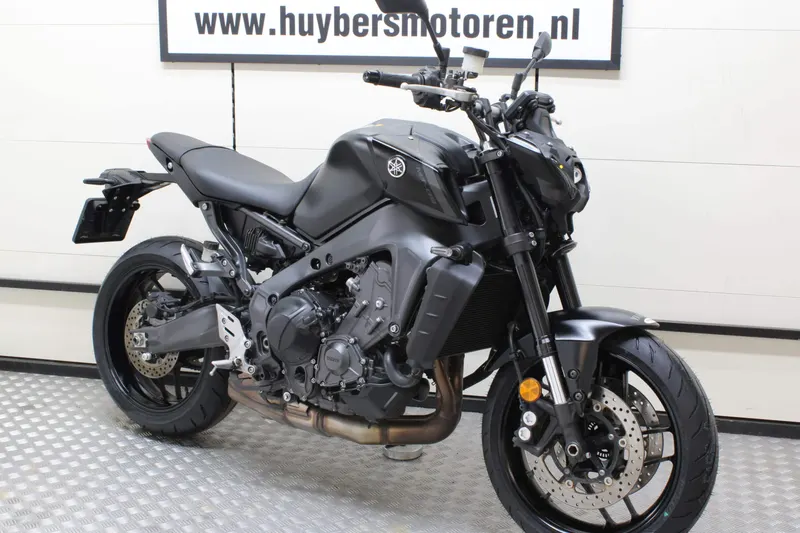 Yamaha MT-09 (2021)