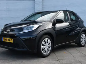 Toyota Aygo X 1.0 VVT-i MT Play 72 pk