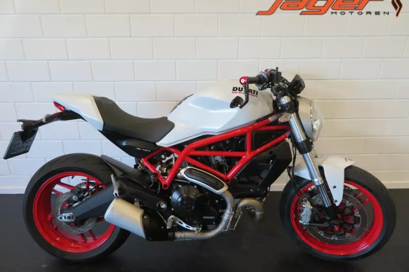 Ducati Monster 797 (2017)
