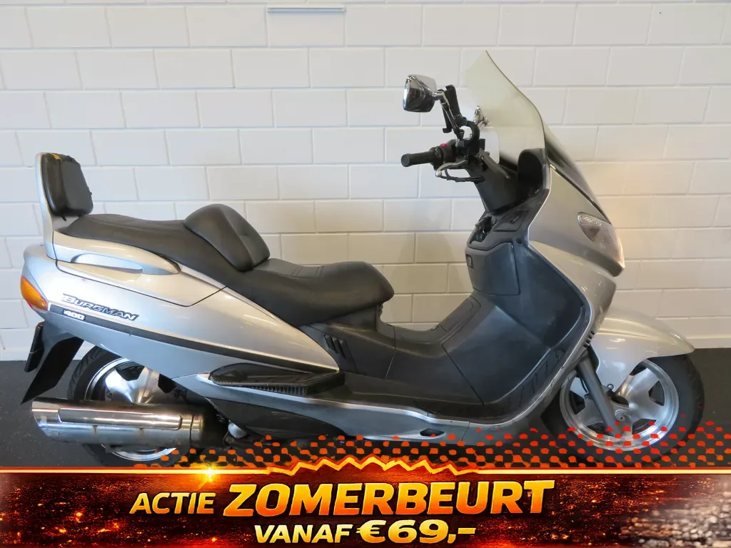 Suzuki Burgman 400 DEGELIJKE SCOOTER!! (2000) — foto 1
