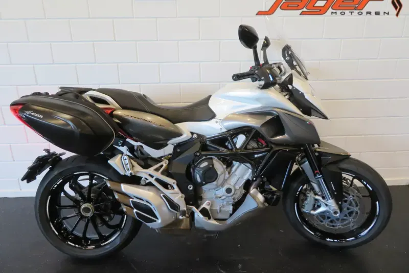 MV Agusta Stradale 800 (2017)