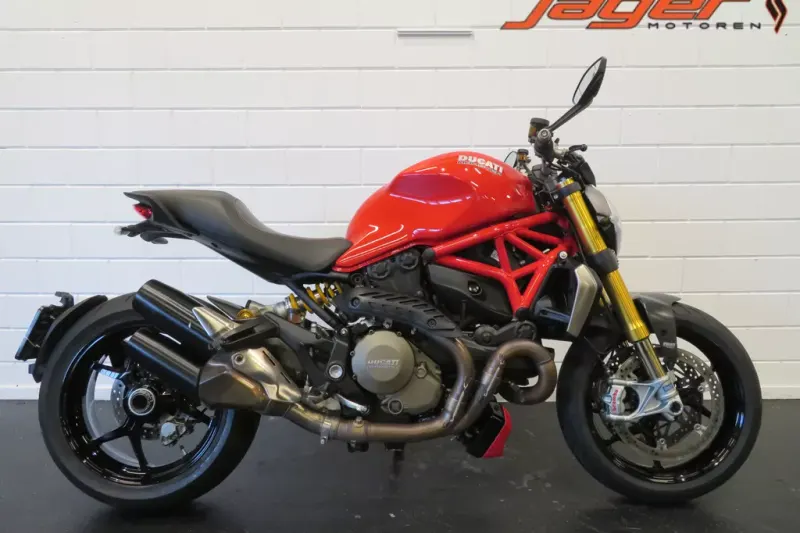 Ducati Monster 1200 S (2015)
