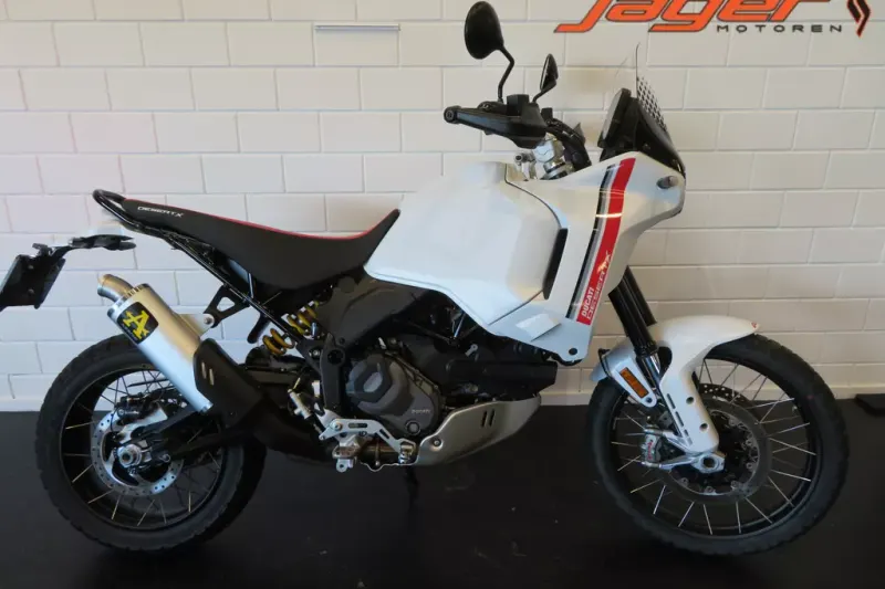 Ducati DesertX (2022)